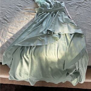Mac Duggal Green Tiered Ruffled One Shoulder Dress